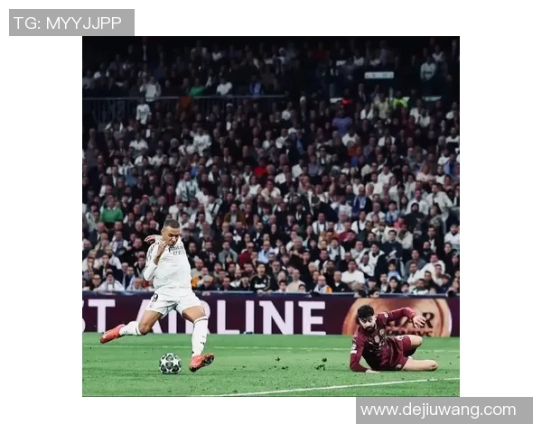 国外足球明星与球迷之间的互动与情感纽带探讨